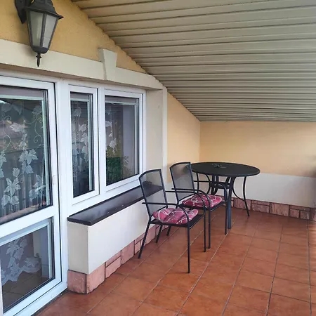 Pokoje Goscinne Szuber Iwonicz-Zdroj Exterior photo